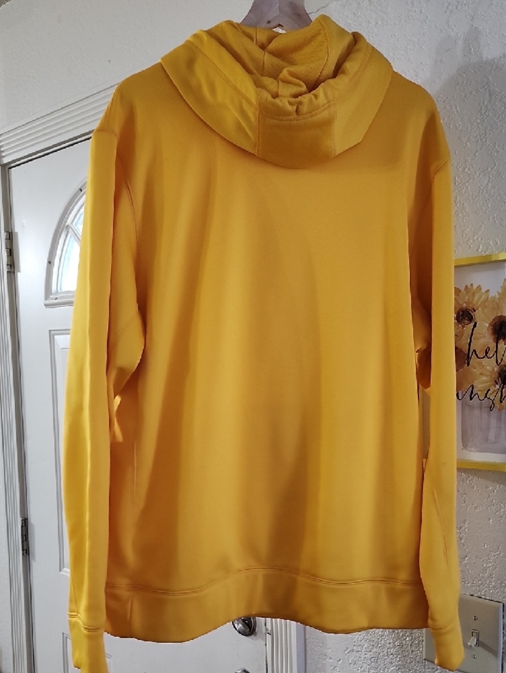 Nike Men's Therma-FIT Pullover Hoodie Yellow Sz XL EUC Nike Hoodie Activewear - Picture 5 of 9